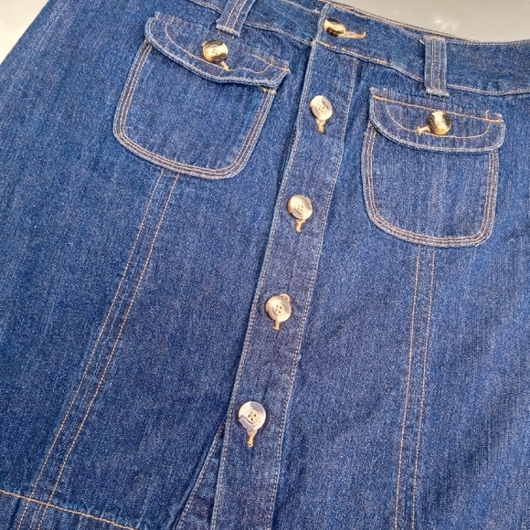 Dark Wash Button Up Jean Mini Skirt - Picture 6 of 9